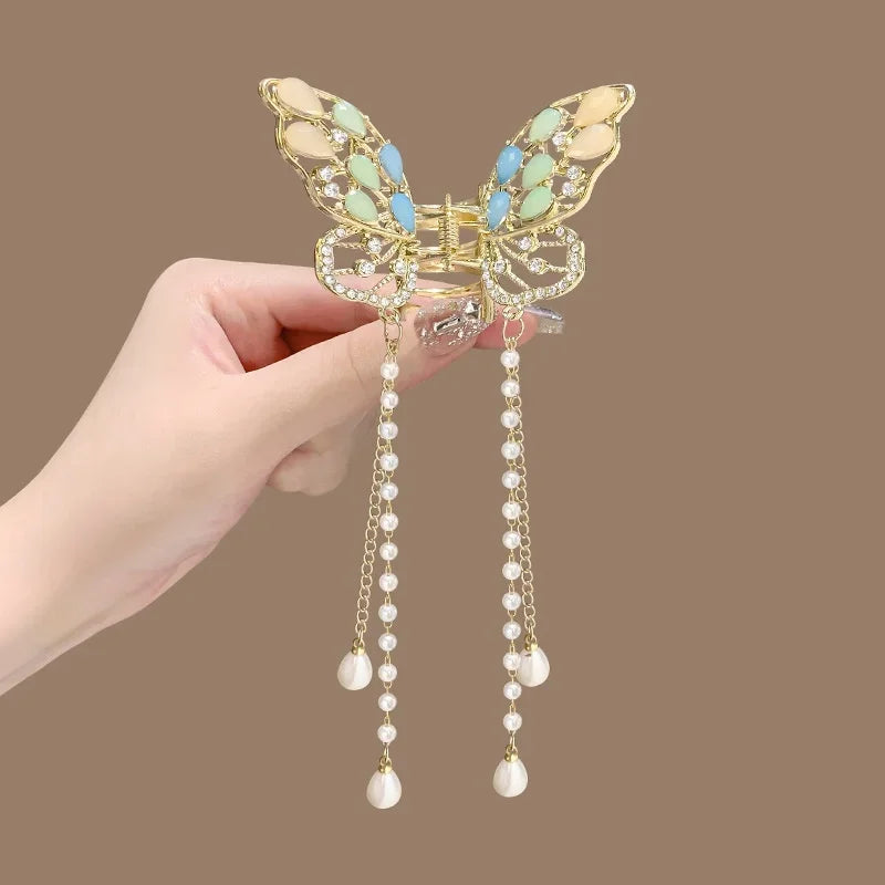 Élégante Pince Papillon